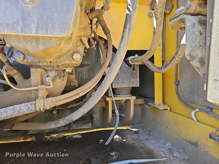 image for item DQ8679 2013 Komatsu PC360LC-10 excavator