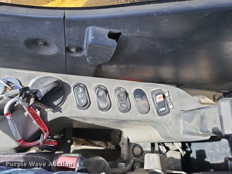 image for item DQ8679 2013 Komatsu PC360LC-10 excavator