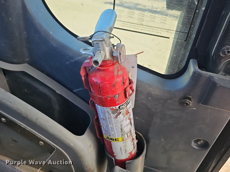 image for item DQ8679 2013 Komatsu PC360LC-10 excavator