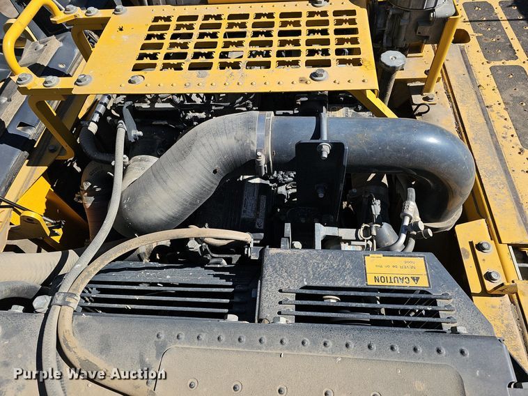 image for item DQ8679 2013 Komatsu PC360LC-10 excavator