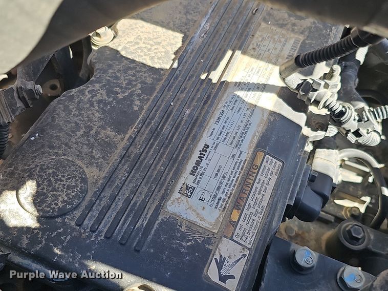 image for item DQ8679 2013 Komatsu PC360LC-10 excavator