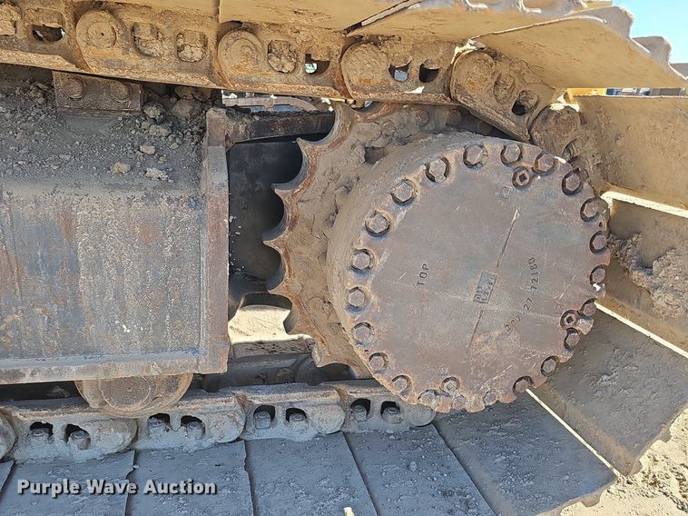 image for item DQ8679 2013 Komatsu PC360LC-10 excavator