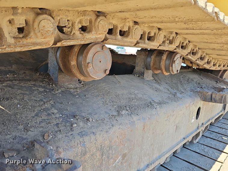 image for item DQ8679 2013 Komatsu PC360LC-10 excavator