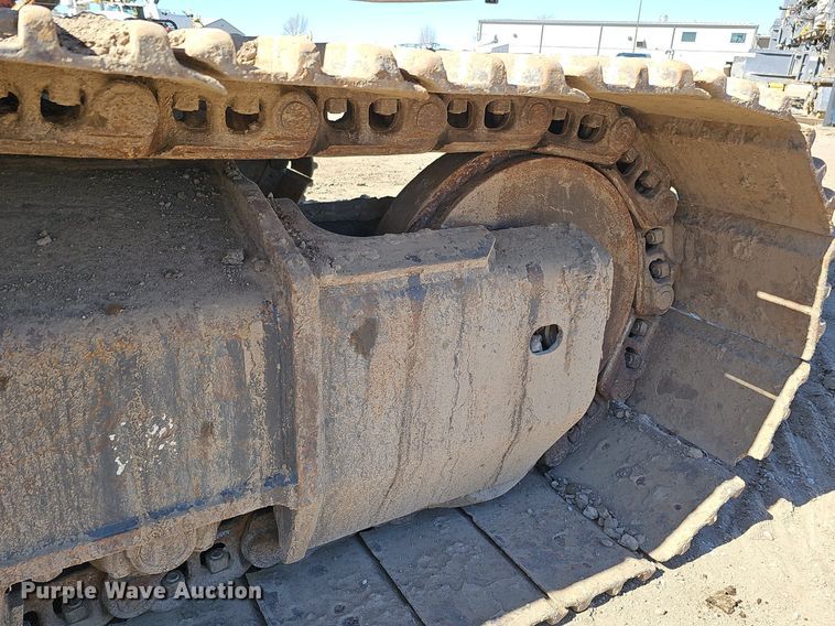 image for item DQ8679 2013 Komatsu PC360LC-10 excavator