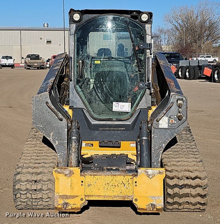 image for item DQ8680 2019 John Deere 333G tracked skid steer loader
