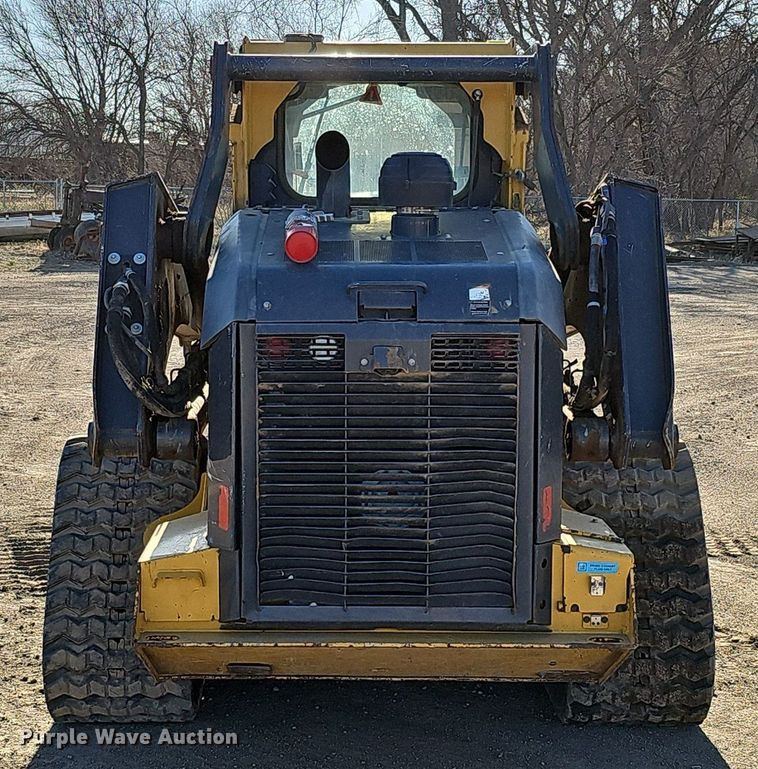 image for item DQ8680 2019 John Deere 333G tracked skid steer loader