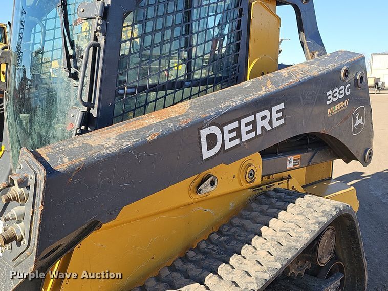 image for item DQ8680 2019 John Deere 333G tracked skid steer loader