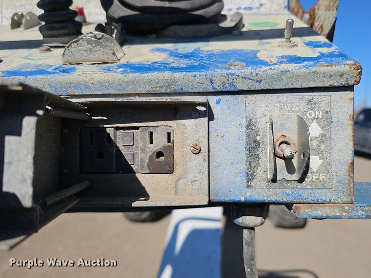 image for item DQ8681 1991 Mark Industries 62C boom lift