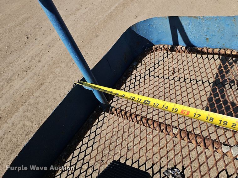 image for item DQ8681 1991 Mark Industries 62C boom lift