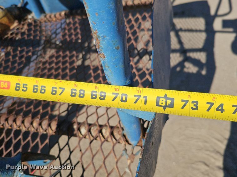 image for item DQ8681 1991 Mark Industries 62C boom lift