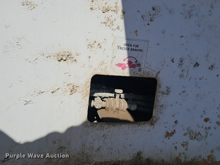 image for item DQ8681 1991 Mark Industries 62C boom lift