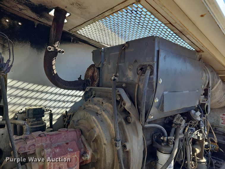 image for item DQ8681 1991 Mark Industries 62C boom lift