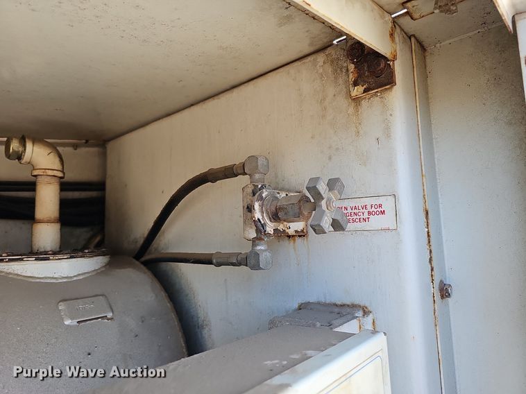 image for item DQ8681 1991 Mark Industries 62C boom lift