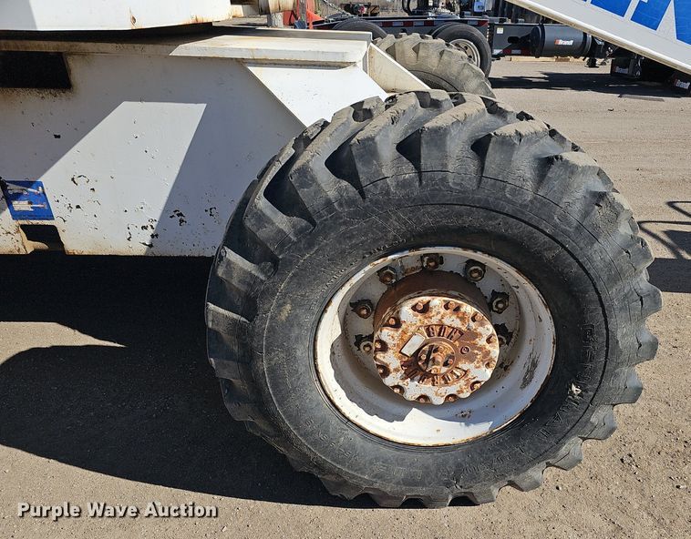 image for item DQ8681 1991 Mark Industries 62C boom lift