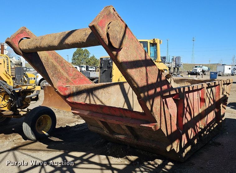 image for item DQ8683 Rock box