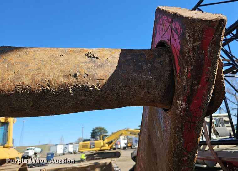 image for item DQ8683 Rock box