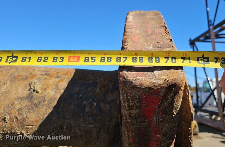 image for item DQ8683 Rock box