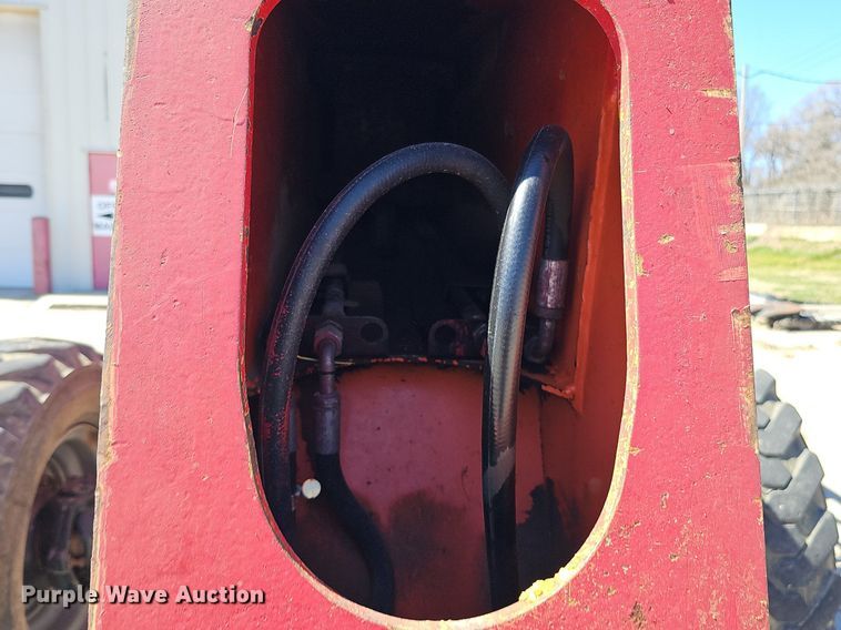 image for item DQ8687 2006 JLG G9-43A telehandler