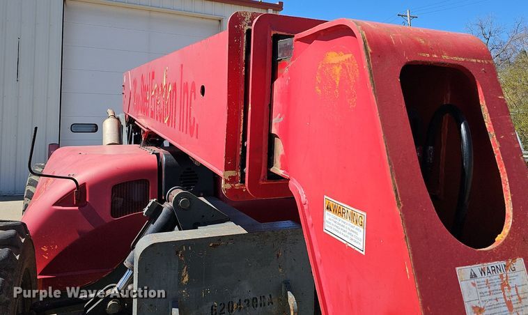 image for item DQ8687 2006 JLG G9-43A telehandler