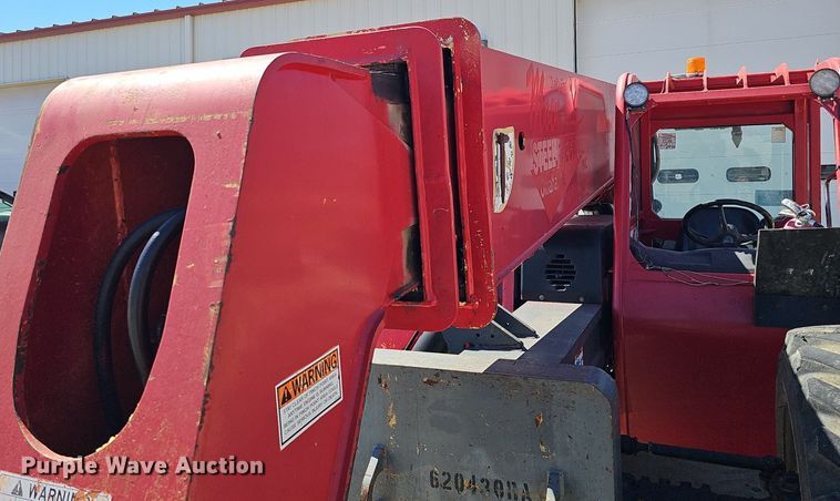 image for item DQ8687 2006 JLG G9-43A telehandler