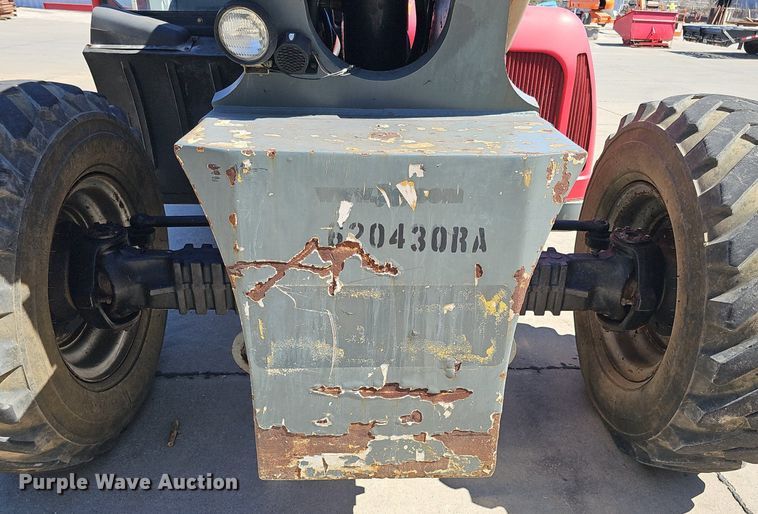 image for item DQ8687 2006 JLG G9-43A telehandler