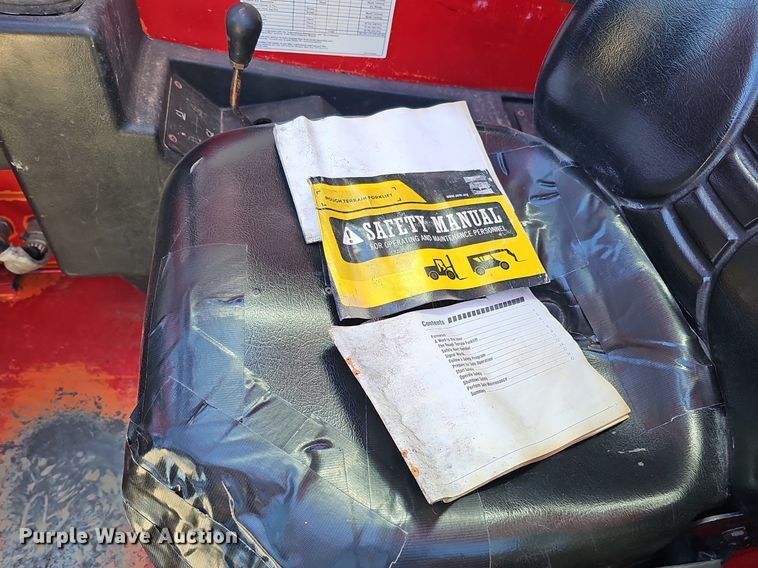 image for item DQ8687 2006 JLG G9-43A telehandler