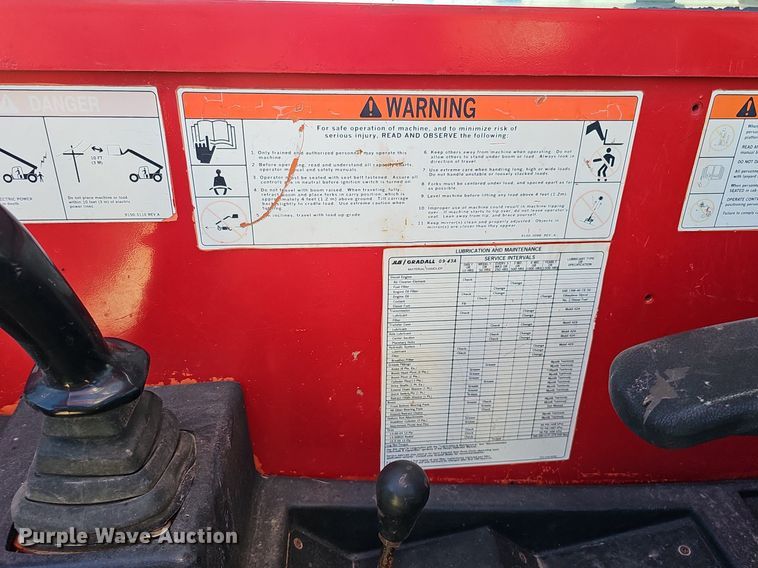 image for item DQ8687 2006 JLG G9-43A telehandler