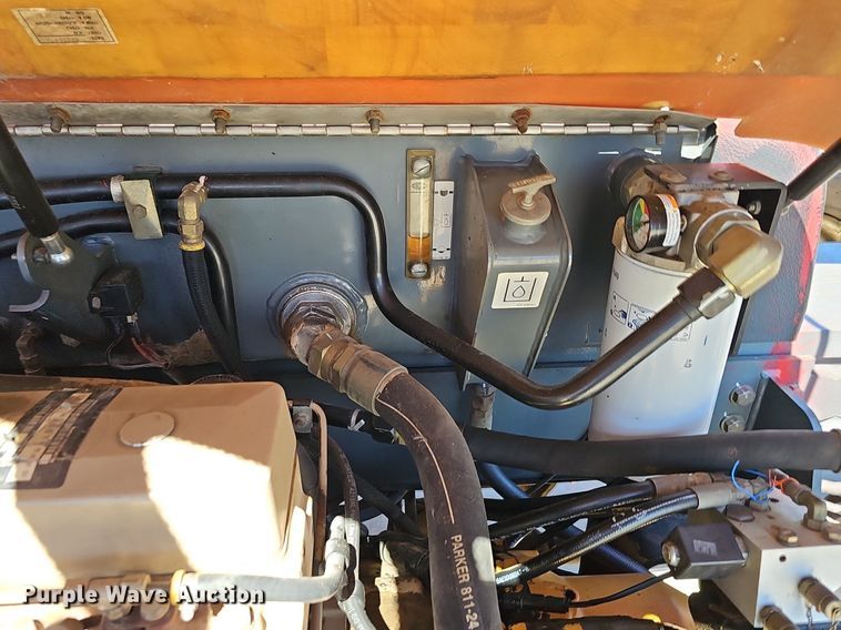 image for item DQ8687 2006 JLG G9-43A telehandler