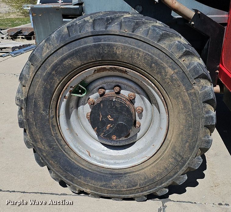 image for item DQ8687 2006 JLG G9-43A telehandler