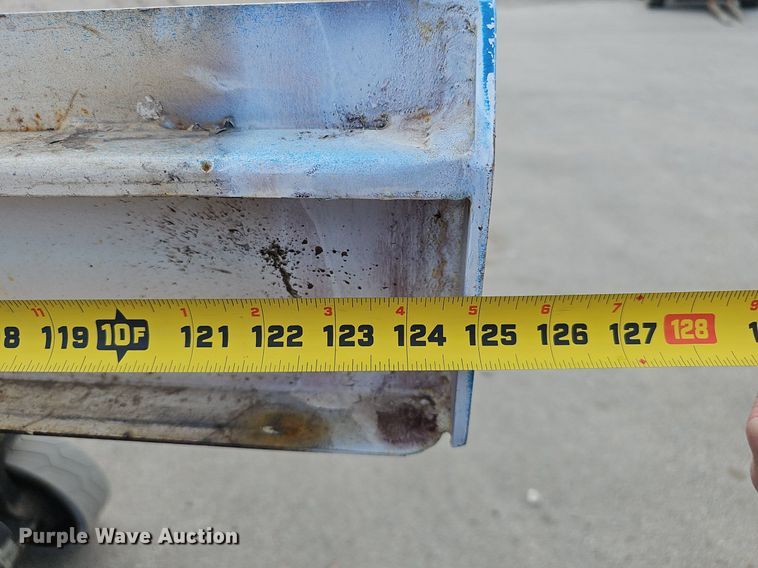 image for item DQ8715 2015 JLG 2632 ES scissor lift