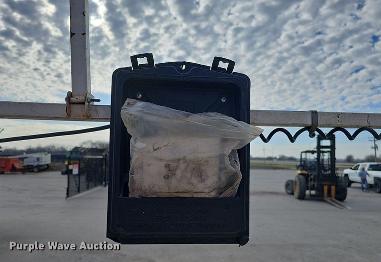 image for item DQ8715 2015 JLG 2632 ES scissor lift