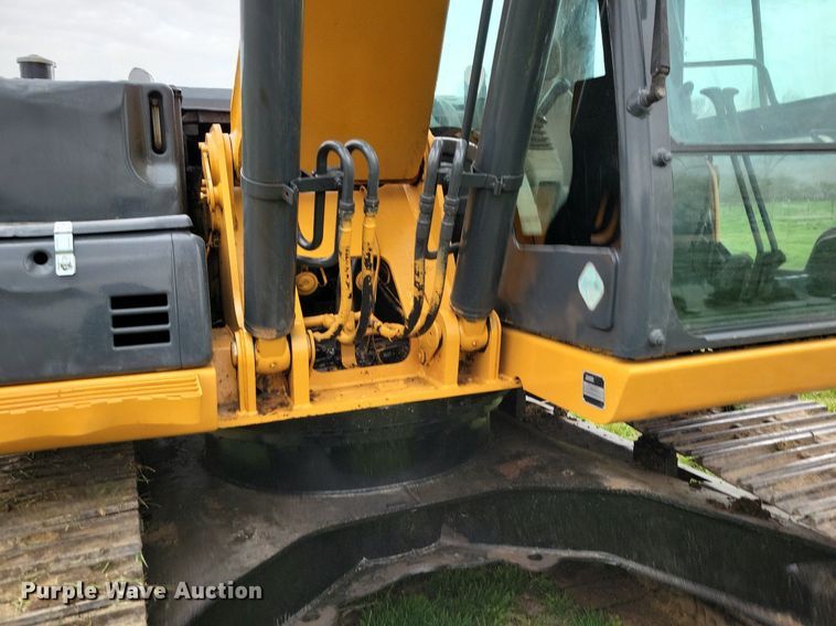 image for item DR7895 2015 Case  CX210C excavator