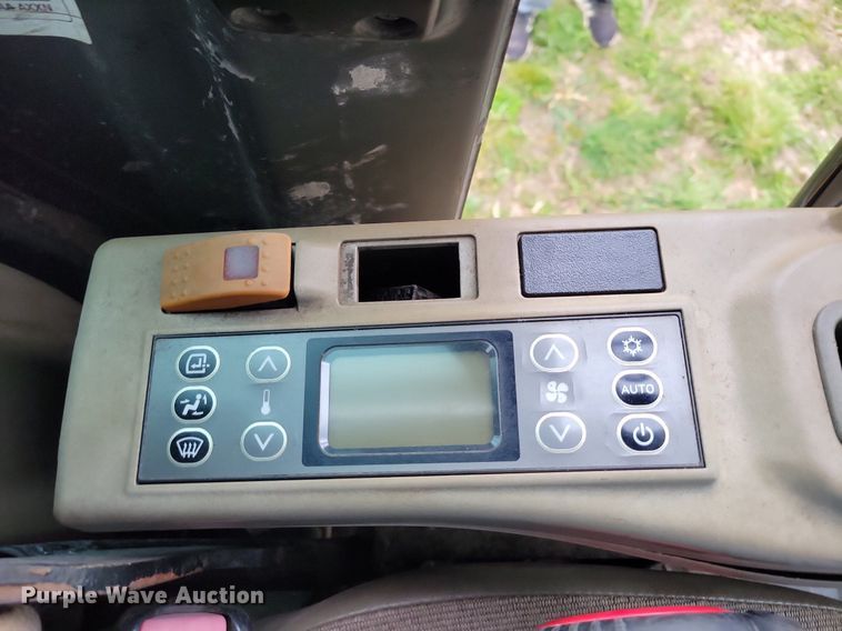 image for item DR7895 2015 Case  CX210C excavator