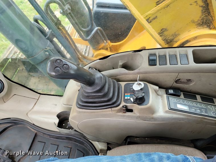 image for item DR7895 2015 Case  CX210C excavator