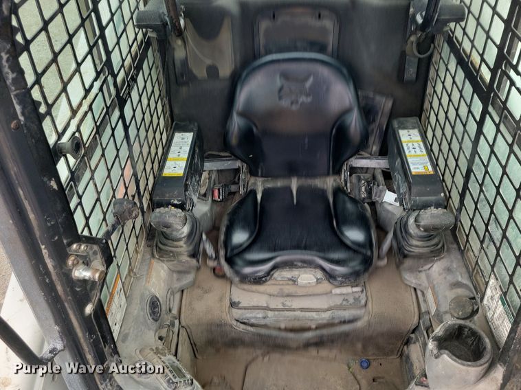 image for item DR7897 2011 Bobcat T650 tracked skid steer loader