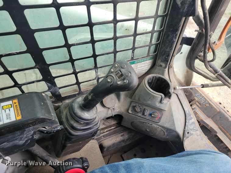 image for item DR7897 2011 Bobcat T650 tracked skid steer loader