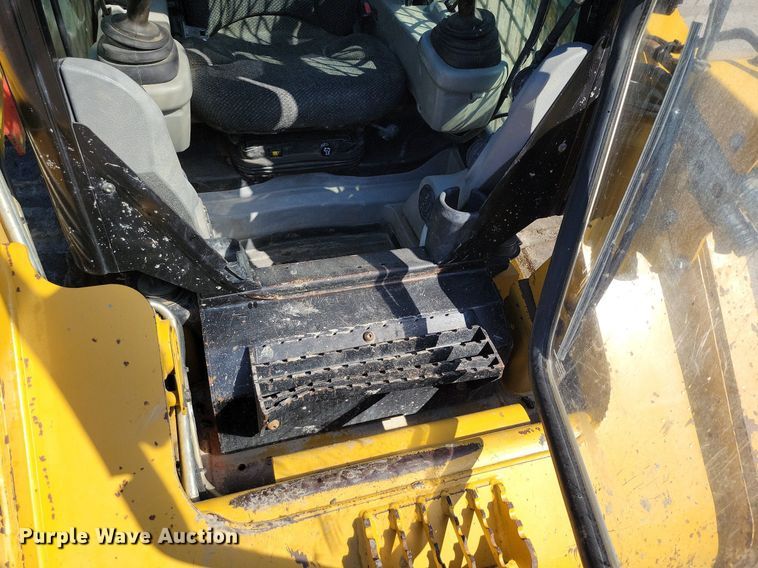 image for item DR7906 2013 Caterpillar 289C2 tracked skid steer loader