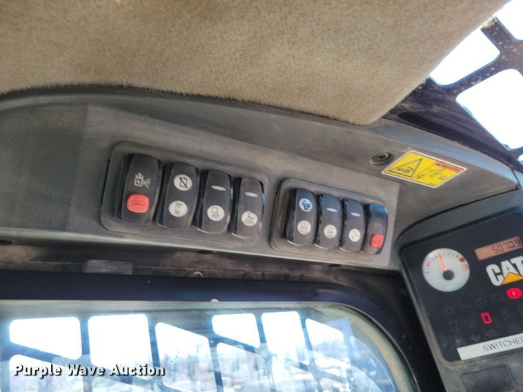 image for item DR7906 2013 Caterpillar 289C2 tracked skid steer loader