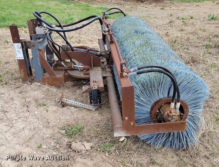 image for item DR7957 Broom