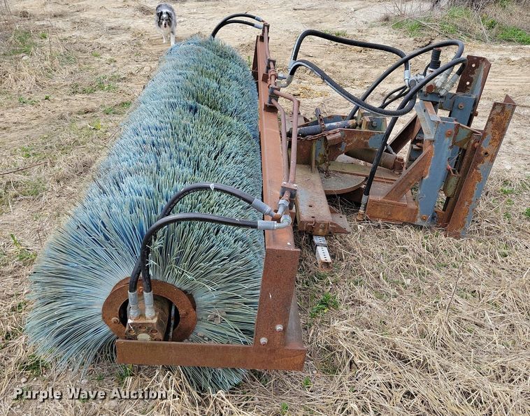 image for item DR7957 Broom