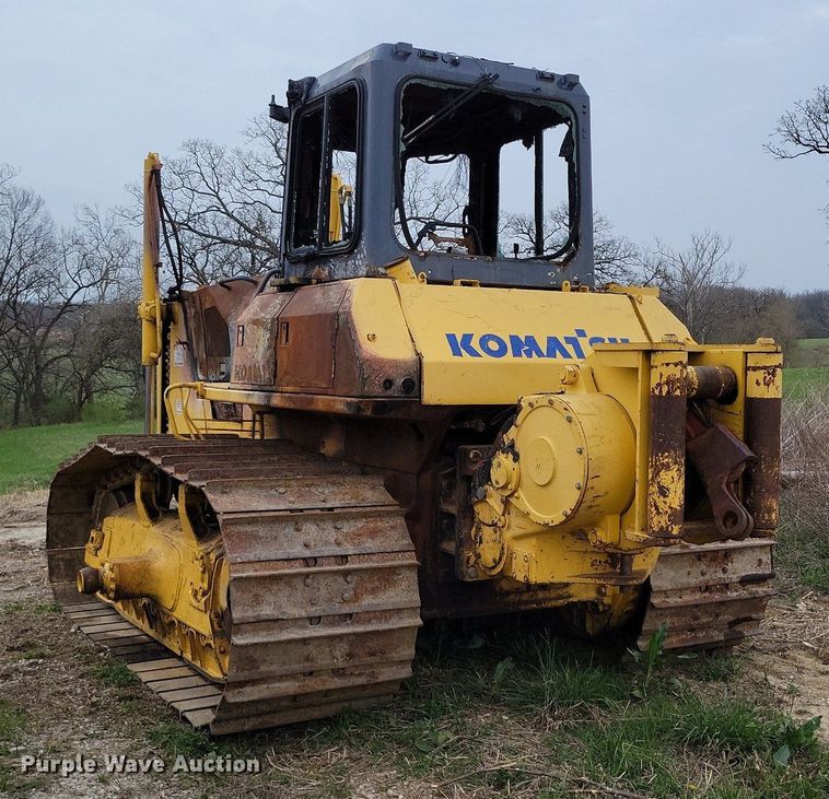 image for item DR7958 2006 Komatsu D65WX-15 dozer