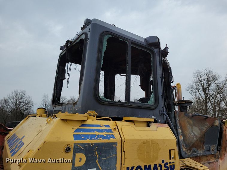image for item DR7958 2006 Komatsu D65WX-15 dozer