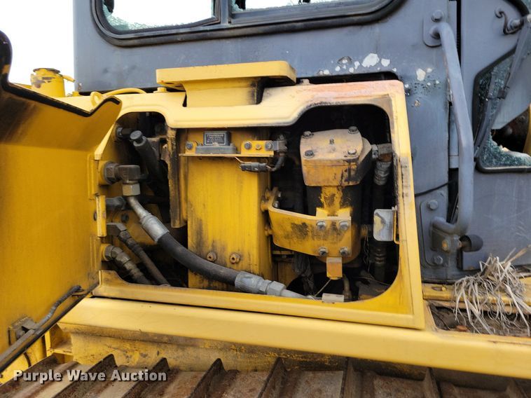 image for item DR7958 2006 Komatsu D65WX-15 dozer