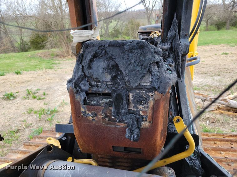 image for item DR7958 2006 Komatsu D65WX-15 dozer