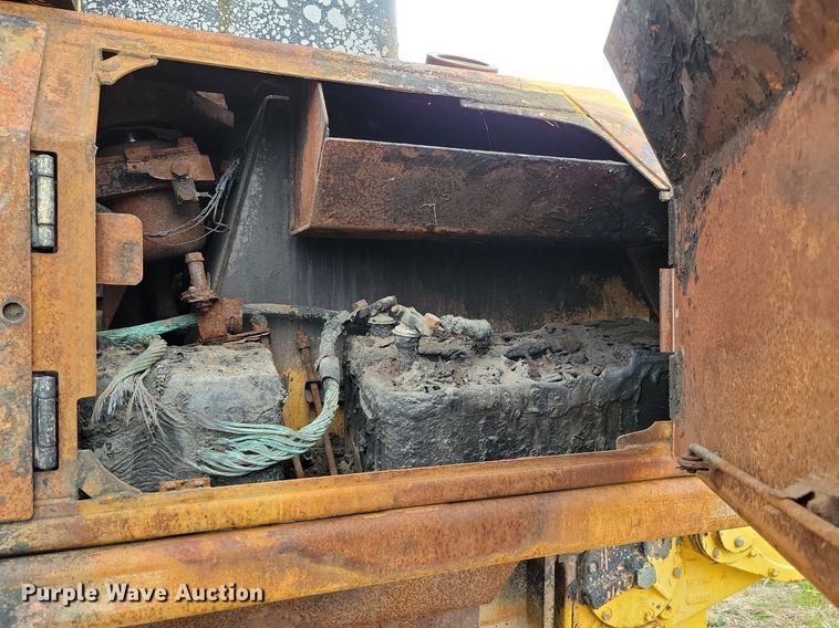 image for item DR7958 2006 Komatsu D65WX-15 dozer