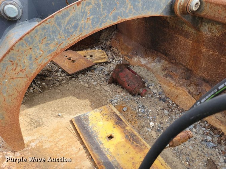 image for item DR7959 Skid steer grapple bucket