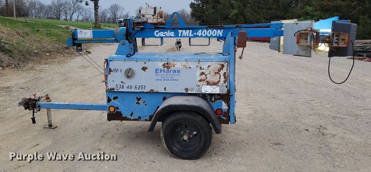image for item DR7961 2006 Genie TML-4000N light plant