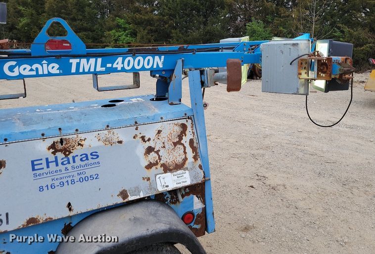 image for item DR7961 2006 Genie TML-4000N light plant