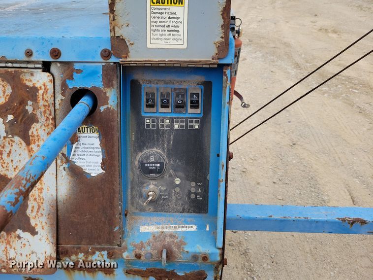 image for item DR7961 2006 Genie TML-4000N light plant