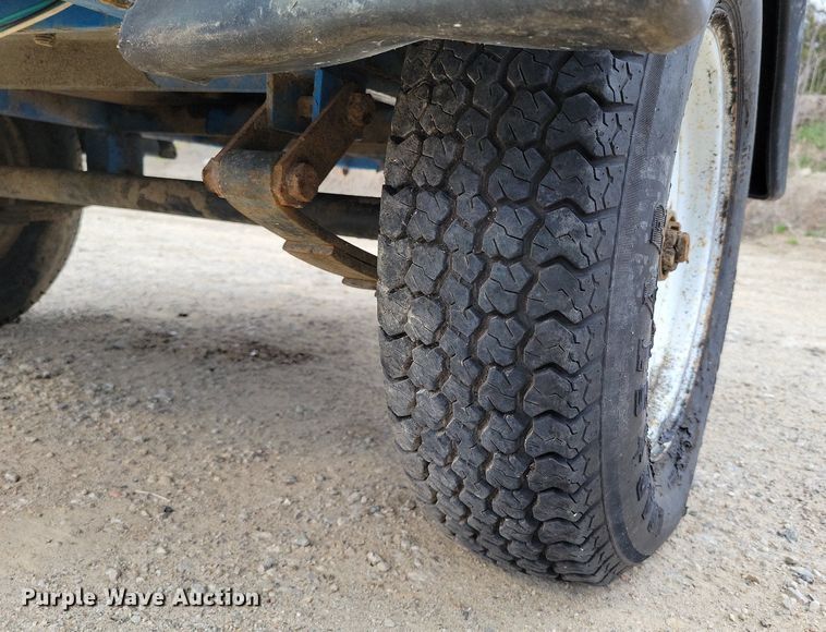 image for item DR7961 2006 Genie TML-4000N light plant